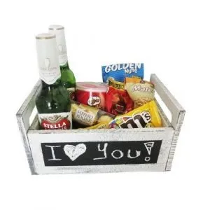 caja de snacks y botanas