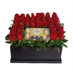 rosas y chocolates en caja