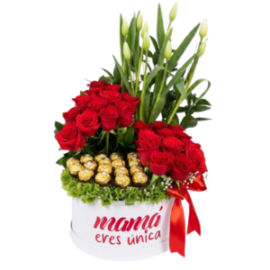 Arreglo floral para mamá con rosas y chocolates