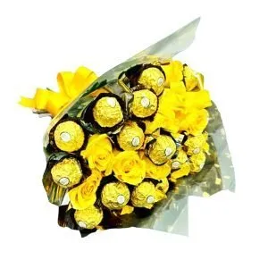 Ramo de Rosas Amarillas con Ferrero Rocher